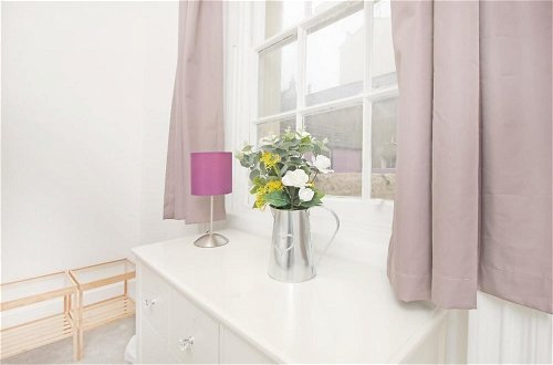 Foto 7 - Beside the Seaside Apartment - Sleeps 2 to 4 Guests - Fast Wifi