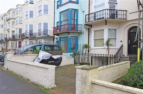 Photo 20 - Beside the Seaside Apartment - Sleeps 2 to 4 Guests - Fast Wifi