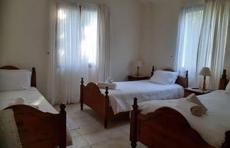 Photo 3 - Remarkable 5-bed Villa in Miliou Village Paphos