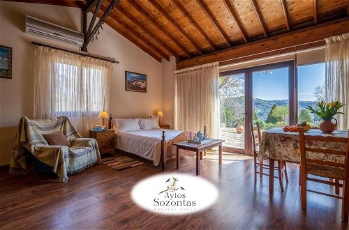 Foto 24 - Remarkable 5-bed Villa in Miliou Village Paphos