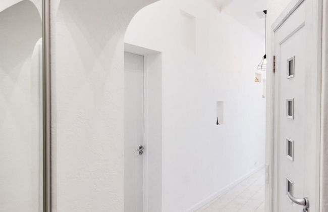 Flatsis Apartment Bazhanova 12 - Photo 2