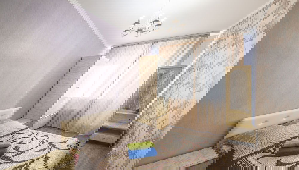 Primary image