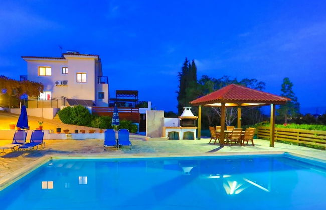 Villa Ira Finiki in Latchi - Photo 3