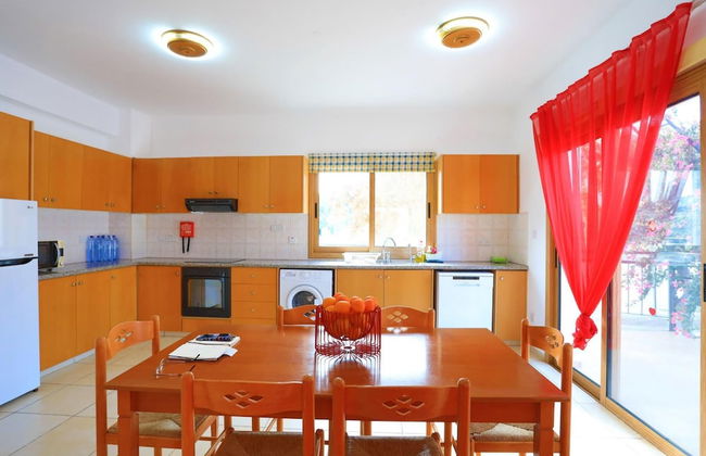 Villa Ira Finiki in Latchi - Photo 18