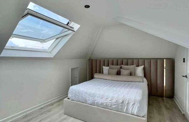 Luxury 3 Bedroom Penthouse w Massive Roof Terrace - Foto 1