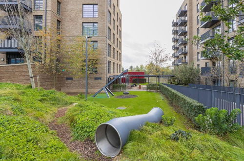 Photo 19 - Beautiful 2-bed Apartment in Wembley