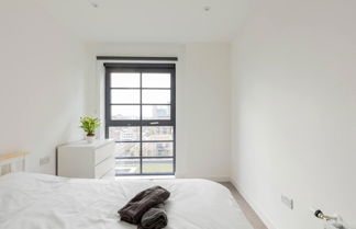 Foto 3 - Beautiful 2-bed Apartment in Wembley