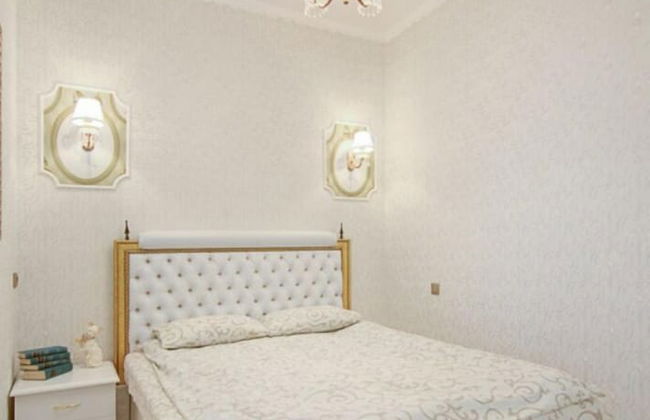 Flatsis Apartment Kuznechnaya 32 - Photo 4