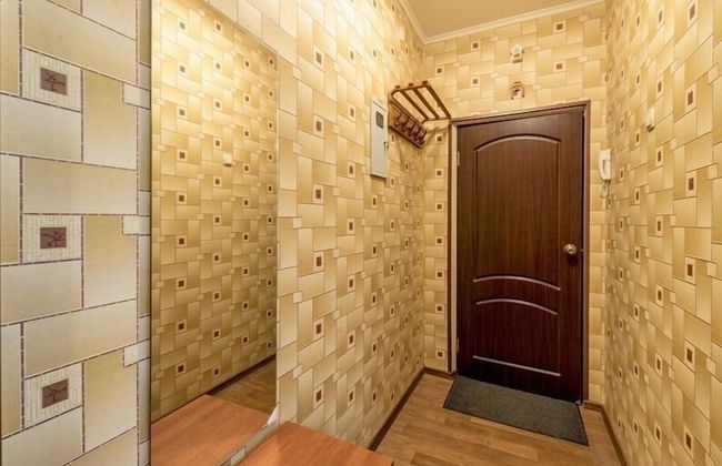 Apartment - 60 Let Oktyabrya 27 - Photo 2
