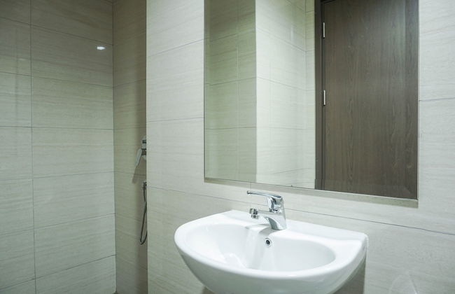 Comfortable Design Studio Apartment Ciputra International - Foto 12