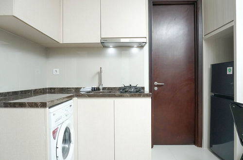 Photo 10 - Simple and Minimalist 3BR Apartment at Puri Mansion