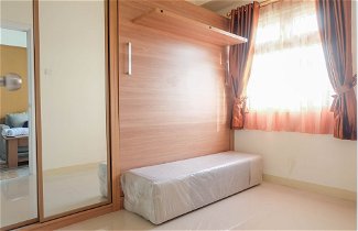 Photo 2 - Fully Furnished and Comfortable 2BR Green Pramuka Apartment