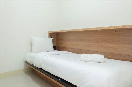 Photo 9 - Fully Furnished and Comfortable 2BR Green Pramuka Apartment