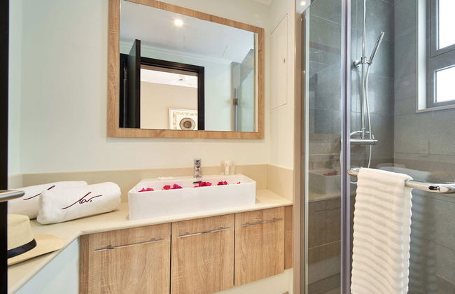 Ocean Legends Beachfront Suites - Foto 27