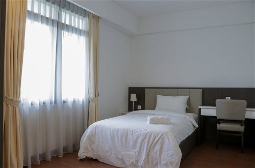 Foto 3 - Spacious And Comfort 3Br Apartment At Simprug Park Residences
