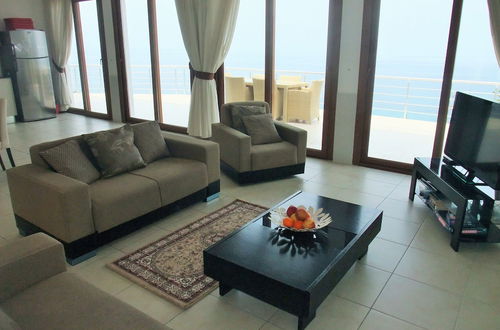 Photo 31 - Sea Cliff Villa, 4 Beds, Sleeps 2- 8, Free Wifi,