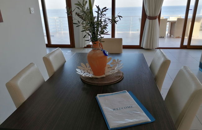 Sea Cliff Villa, 4 Beds, Sleeps 2- 8, Free Wifi, - Foto 16