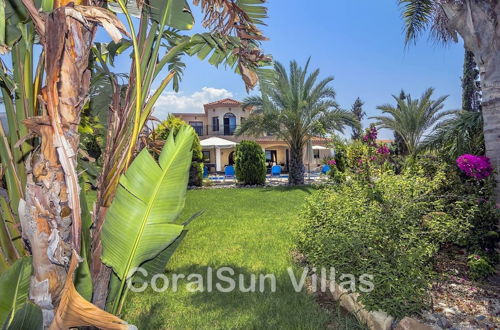 Foto 41 - Marlin Beach Front Luxury Villa - 4 Bedrooms