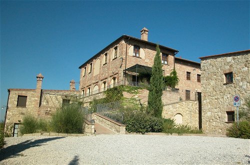 Foto 17 - Holidays in Apartment With Swimming Pool in Tuscany Siena