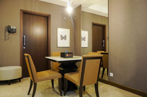 Photo 12 - Luxurious 1BR @ L'Avenue Apartment near Sampoerna Universitas