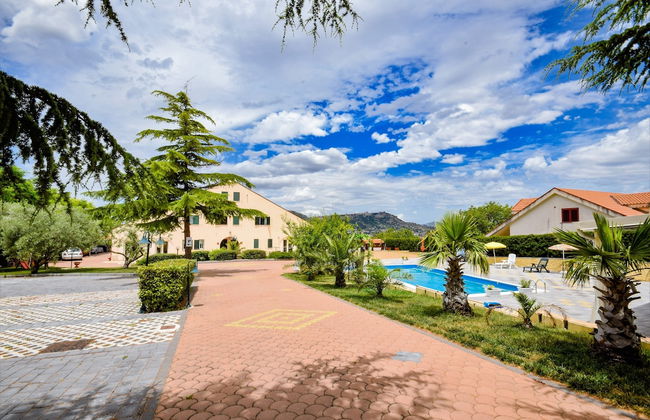 Holiday House & Events With Private Pool in the Center of Sicily - Foto 1