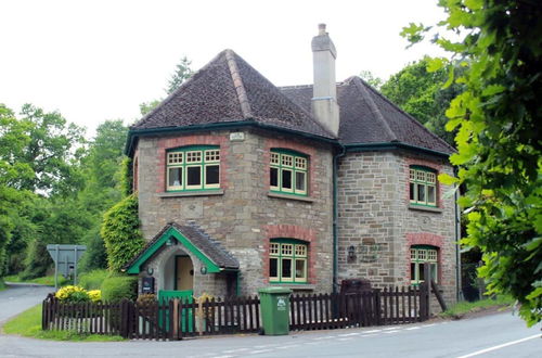 Photo 1 - Colourful Forest of Dean Pikehouse