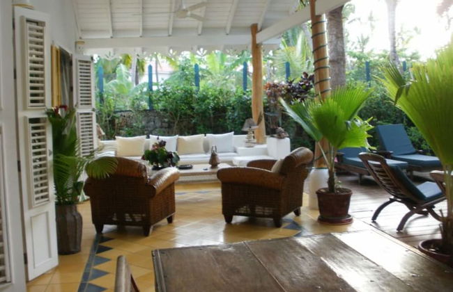 Charming Caribbean Style Villa Near Superb Beach - Foto 21