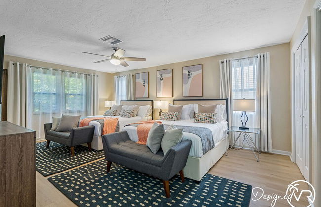 8 BR Heated Pool & Soccer Field - Foto 15