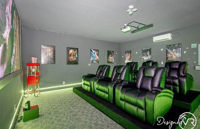 8 BR Heated Pool & Soccer Field - Foto 28