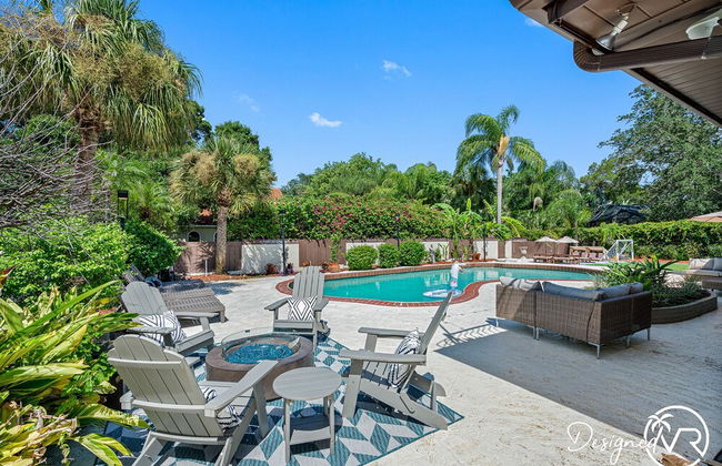 8 BR Heated Pool & Soccer Field - Foto 38