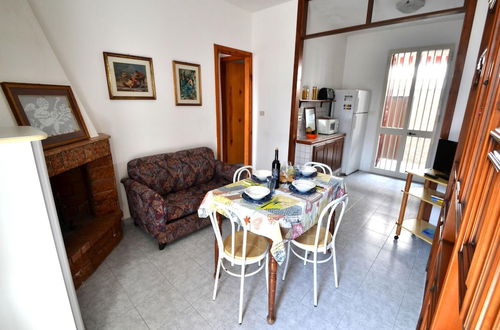 Photo 1 - Apartment Near The Beach With Air Conditioning Pets Allowed