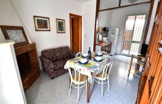 Photo 1 - Apartment Near The Beach With Air Conditioning Pets Allowed