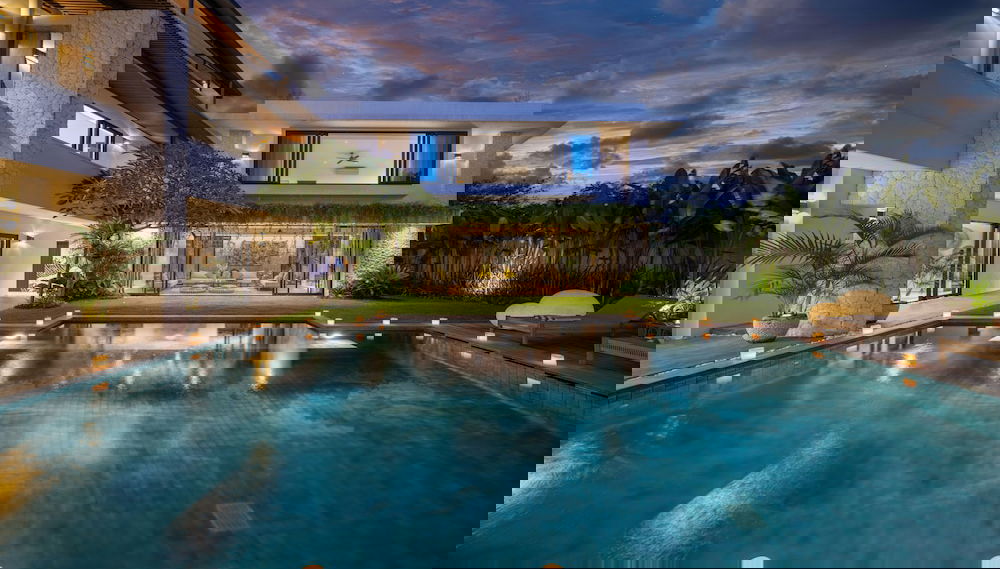 Primary image