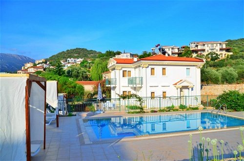 Foto 2 - 3 1 Villa IN KA in Antalya