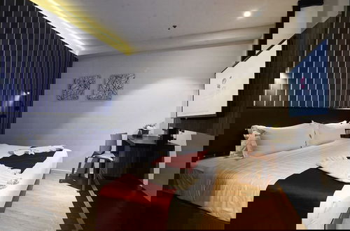Photo 41 - The Granite Luxury Hotel