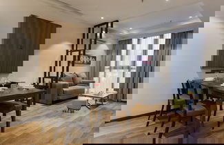 Photo 2 - The Granite Luxury Hotel