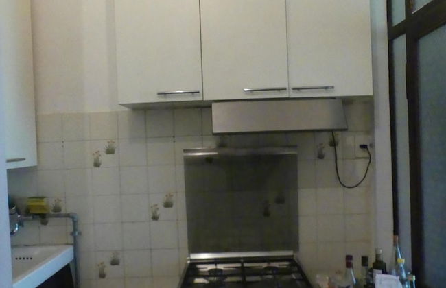 Elegante Appartamento in Villa con Piscina - Foto 12