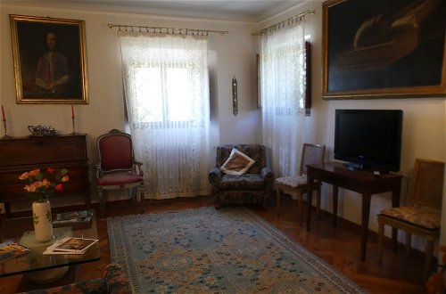 Photo 30 - Elegante Appartamento in Villa con Piscina