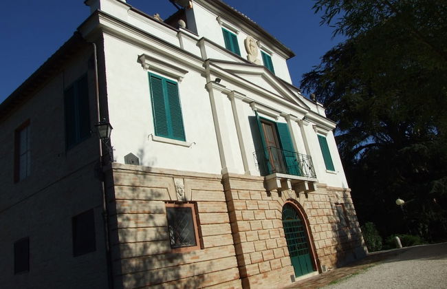 Elegante Appartamento in Villa con Piscina - Foto 47