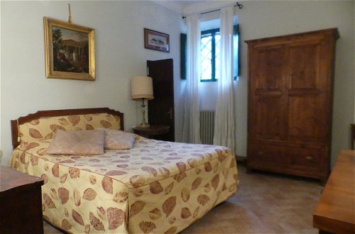 Foto 5 - Elegante Appartamento in Villa con Piscina