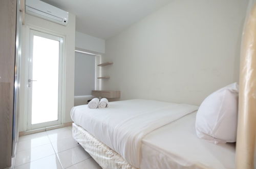 Photo 4 - Minimalist Studio Room at The Springlake Apartment Sumarecon Bekasi