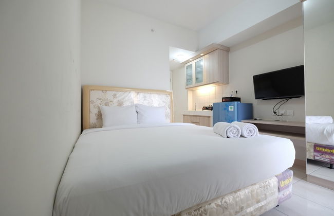 Minimalist Studio Room at The Springlake Apartment Sumarecon Bekasi - Foto 3