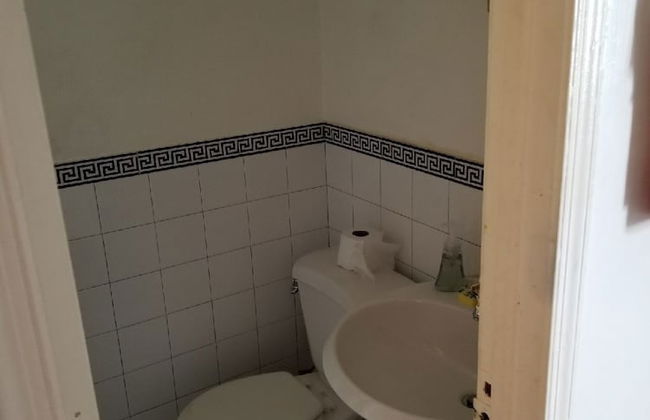 The Landmark Apartment - Photo 20