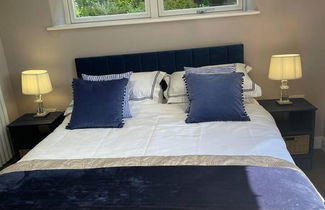 Photo 2 - Immaculate 1-bed Studio With Outside Patio