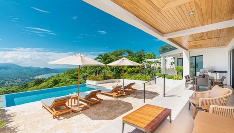 Photo 1 - Playa Potrero Spectacular 4 BR Villa in Paradise - Villa Vista Paraiso