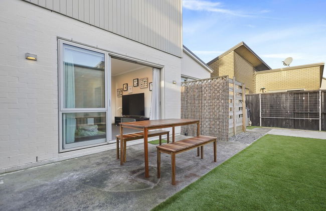 Modern 3BR Family House - Yard & Big TV - Photo 41