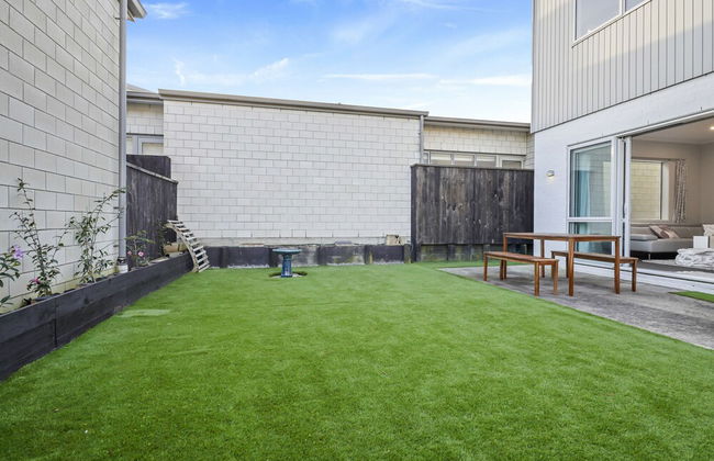 Modern 3BR Family House - Yard & Big TV - Photo 47