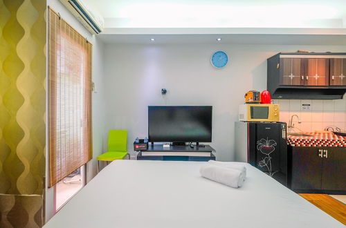 Photo 12 - Comfy and Minimalist Studio at Pakubuwono Terrace Apartment