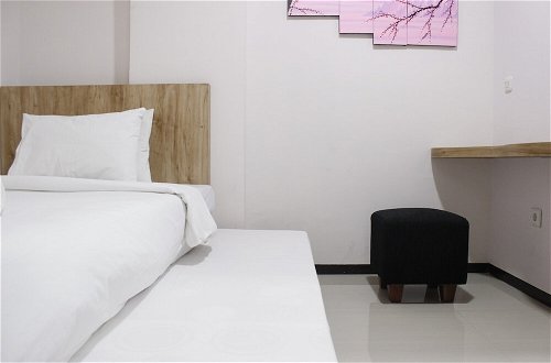 Photo 5 - Comfortable & Gorgeous 2BR at Gateway Pasteur Apartment