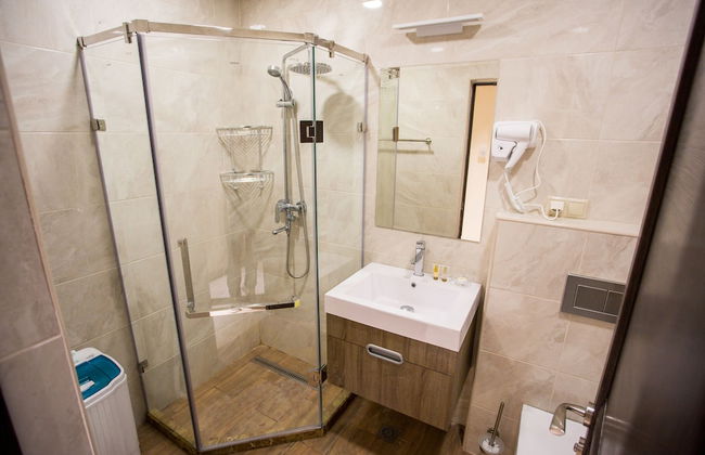 Welcome City Center Apartments - Photo 65